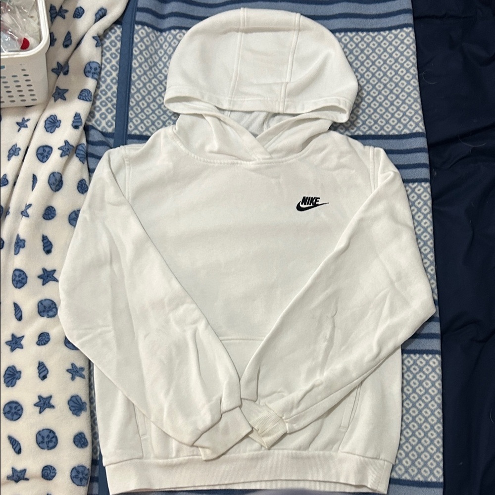 Nike White Pullover Hoodie